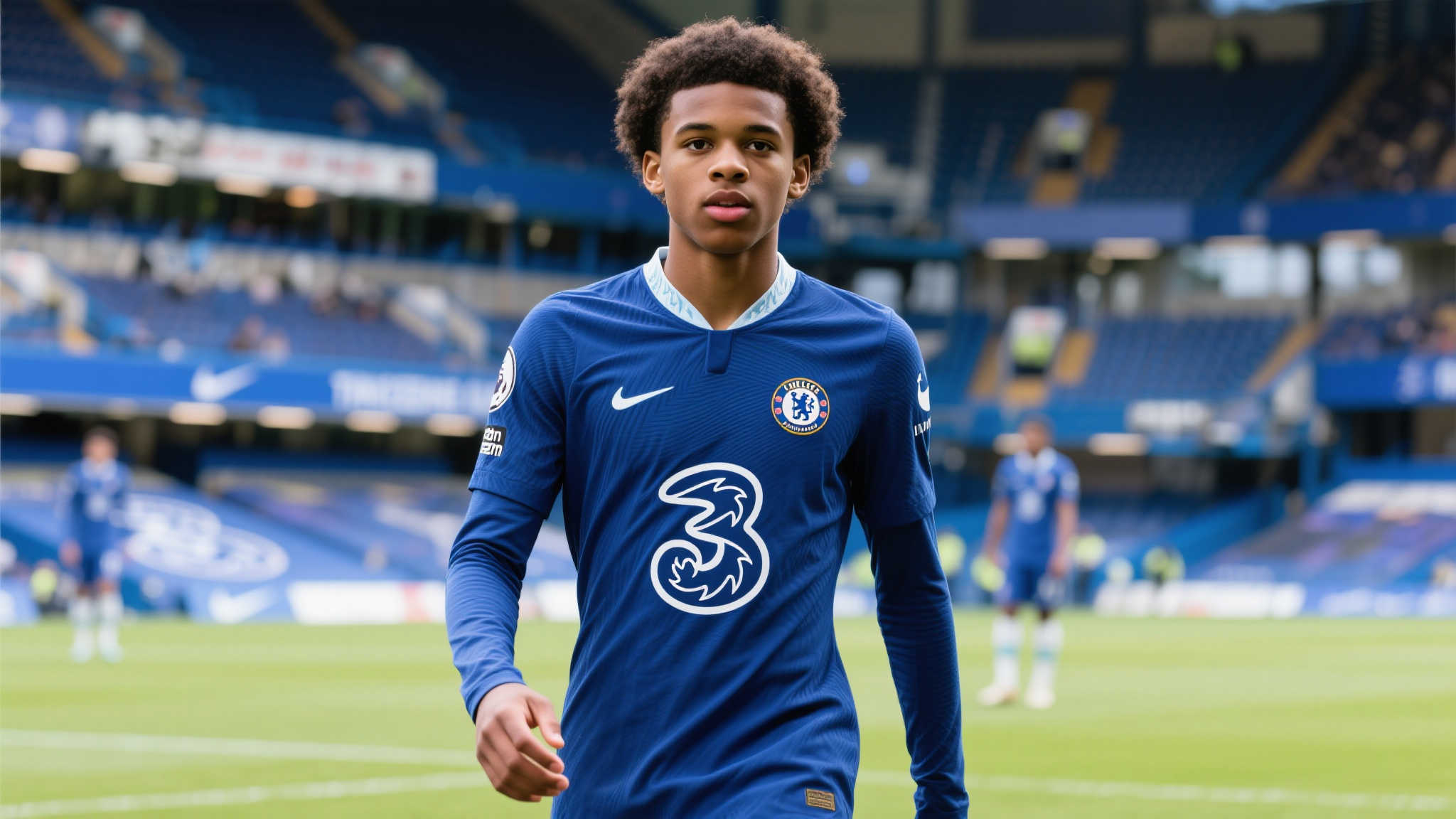 切尔西追逐吉滕斯,博尼即将加盟国米! 近年来,蓝军在年轻球员上的投入颇具战略性,他们深知